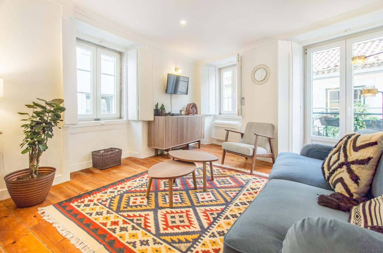 Apartament Unique And Stylish Flat In Historic Lizbona Zewnętrze zdjęcie